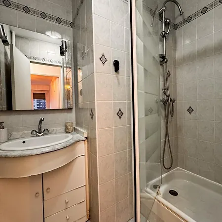 Paris View , Direct Access, 10 People Апартаменты